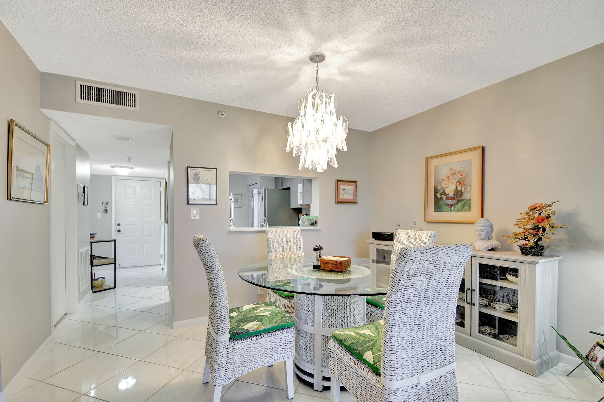 HUNTINGTON LAKES SEC TWO CONDOS - Residential