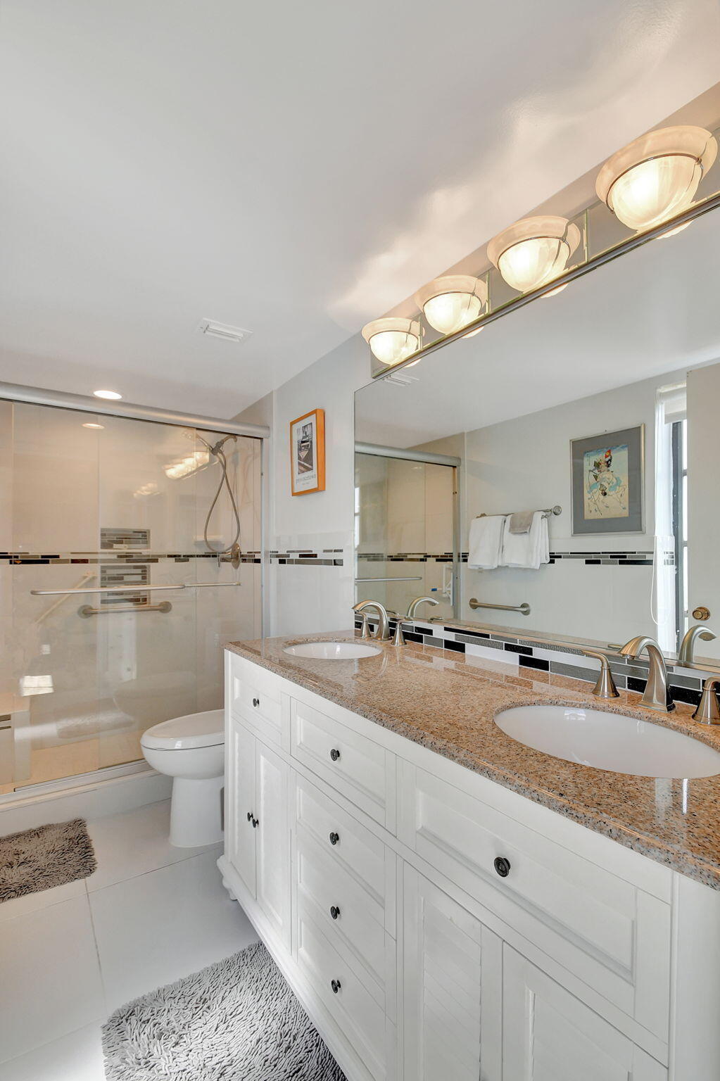 HUNTINGTON LAKES SEC TWO CONDOS - Residential