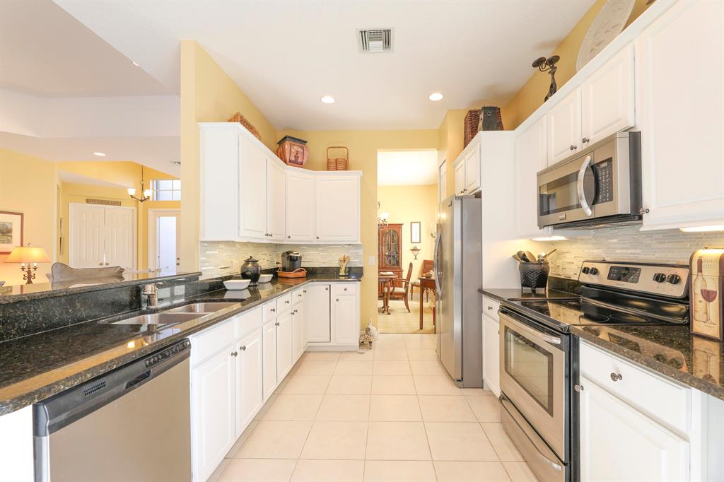 POD 27 AT THE RESERVE MUIRFIELD REPLAT - Residential