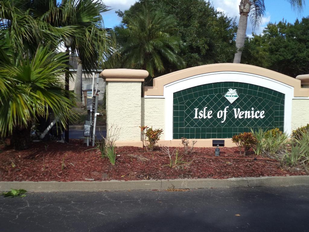 Kings Isle - Residential