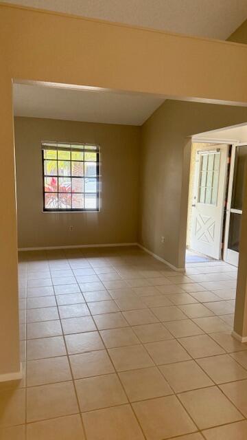 PORT ST LUCIE SECTION 53 1ST REPLAT - Residential