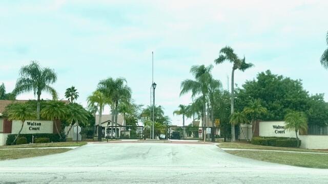 PORT ST LUCIE SECTION 53 1ST REPLAT - Residential