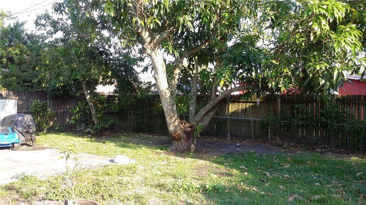 Boulevard Estates 47-44 B - Residential