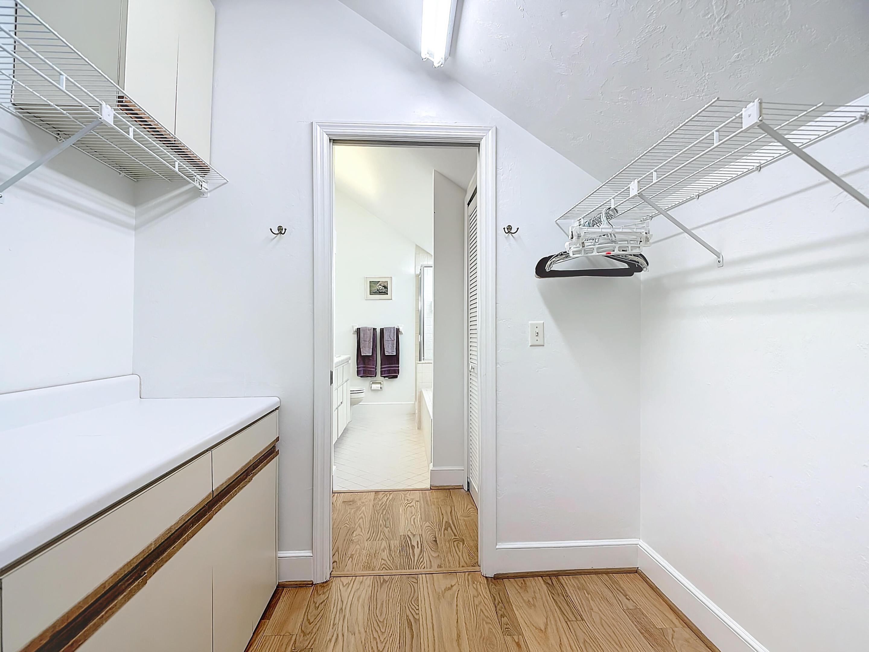 DEL SEGA - Residential