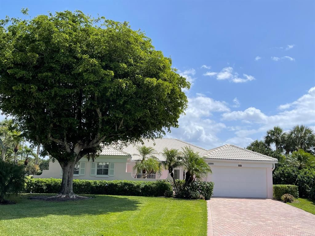 Photo of 4541 Sanderling Circle W, Boynton Beach, FL 33436 (MLS # R10793996)