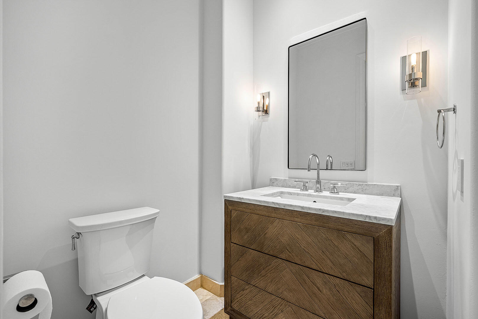 ROYAL PALM YACHT & COUNTRY CLUB - Residential