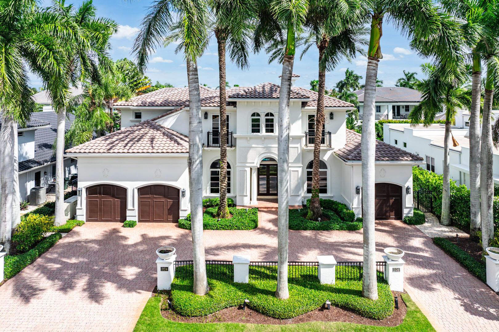 View photos, virtual tours, details... 2124 W Maya Palm Drive