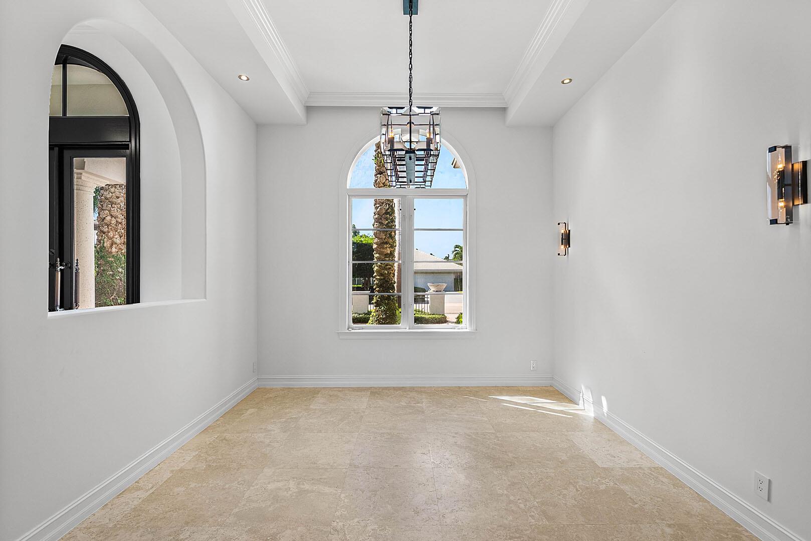 ROYAL PALM YACHT & COUNTR - Residential