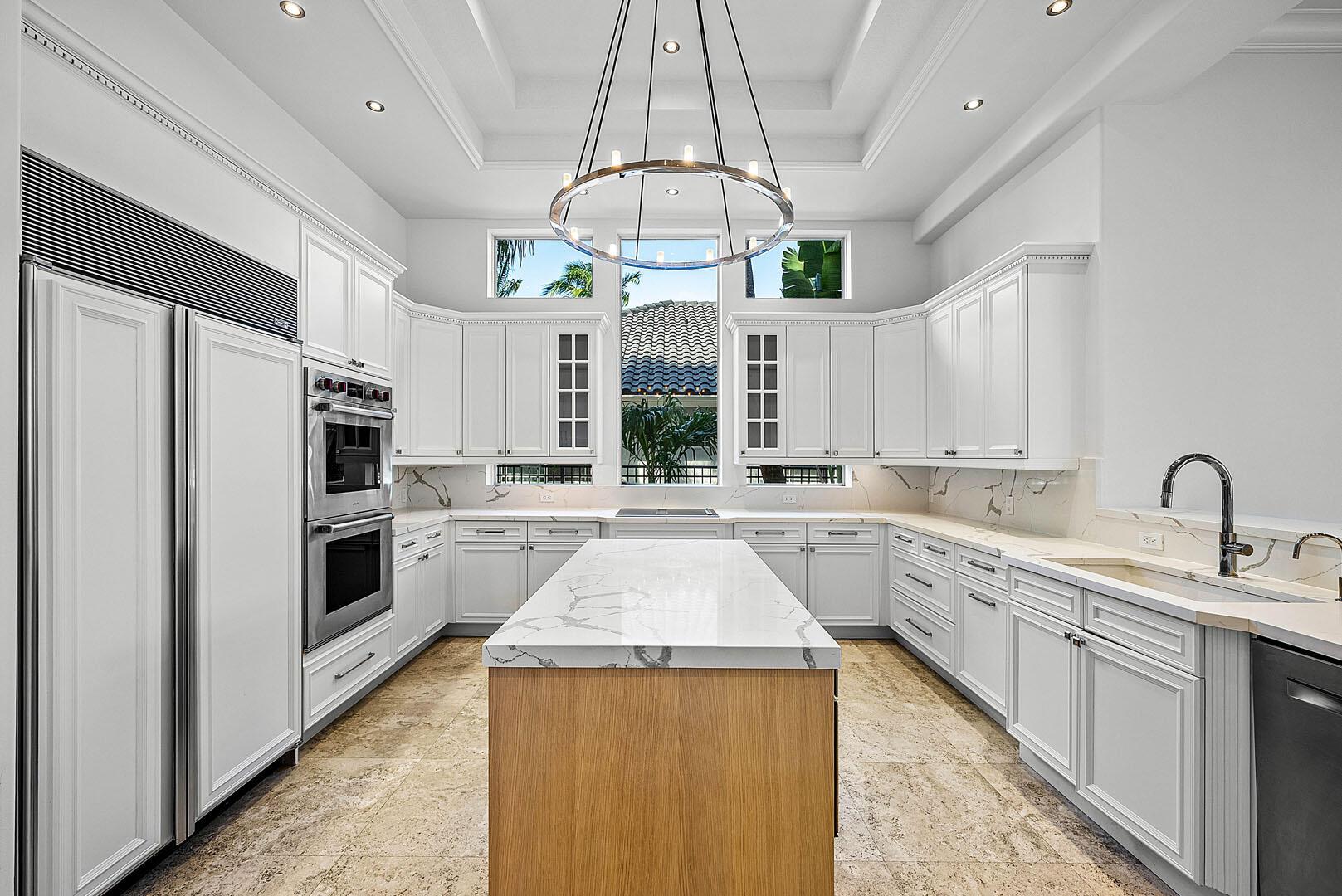 ROYAL PALM YACHT & COUNTR - Residential