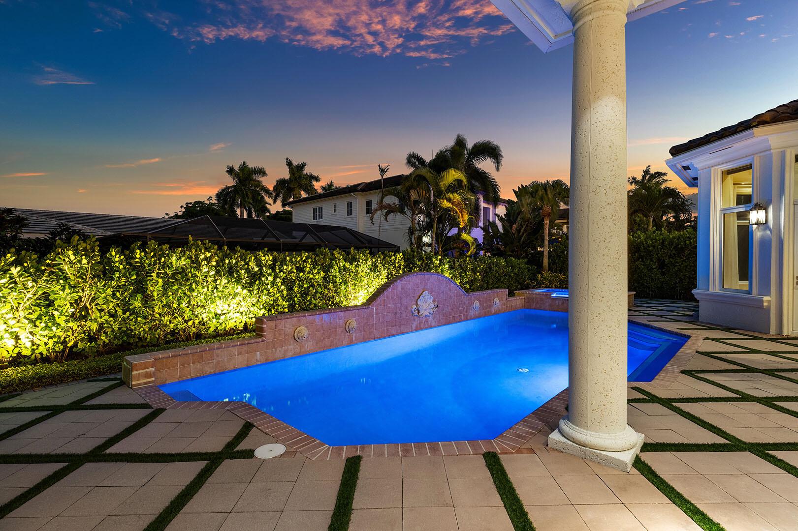 ROYAL PALM YACHT & COUNTR - Residential
