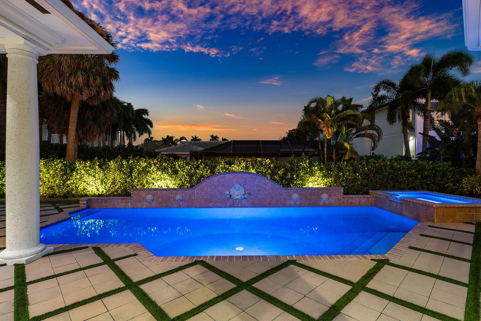 ROYAL PALM YACHT & COUNTR - Residential