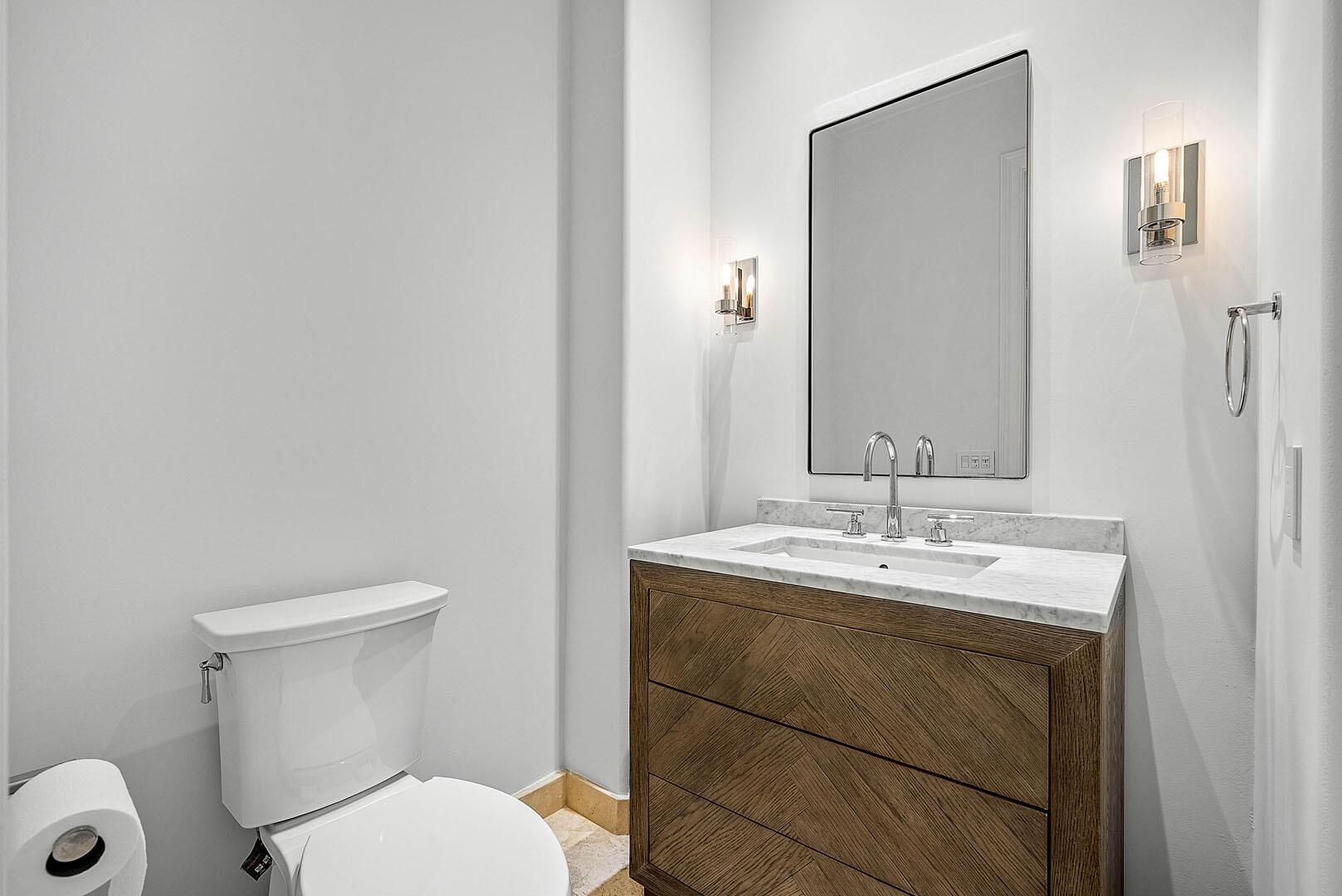 ROYAL PALM YACHT & COUNTR - Residential
