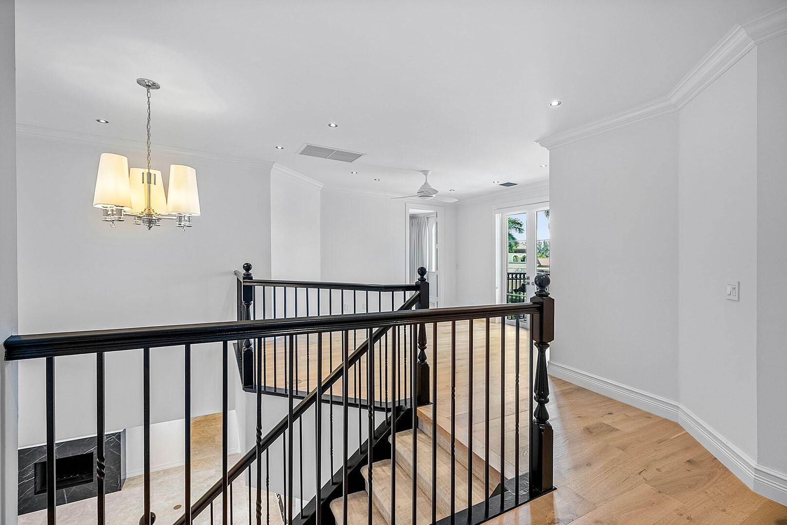 ROYAL PALM YACHT & COUNTR - Residential