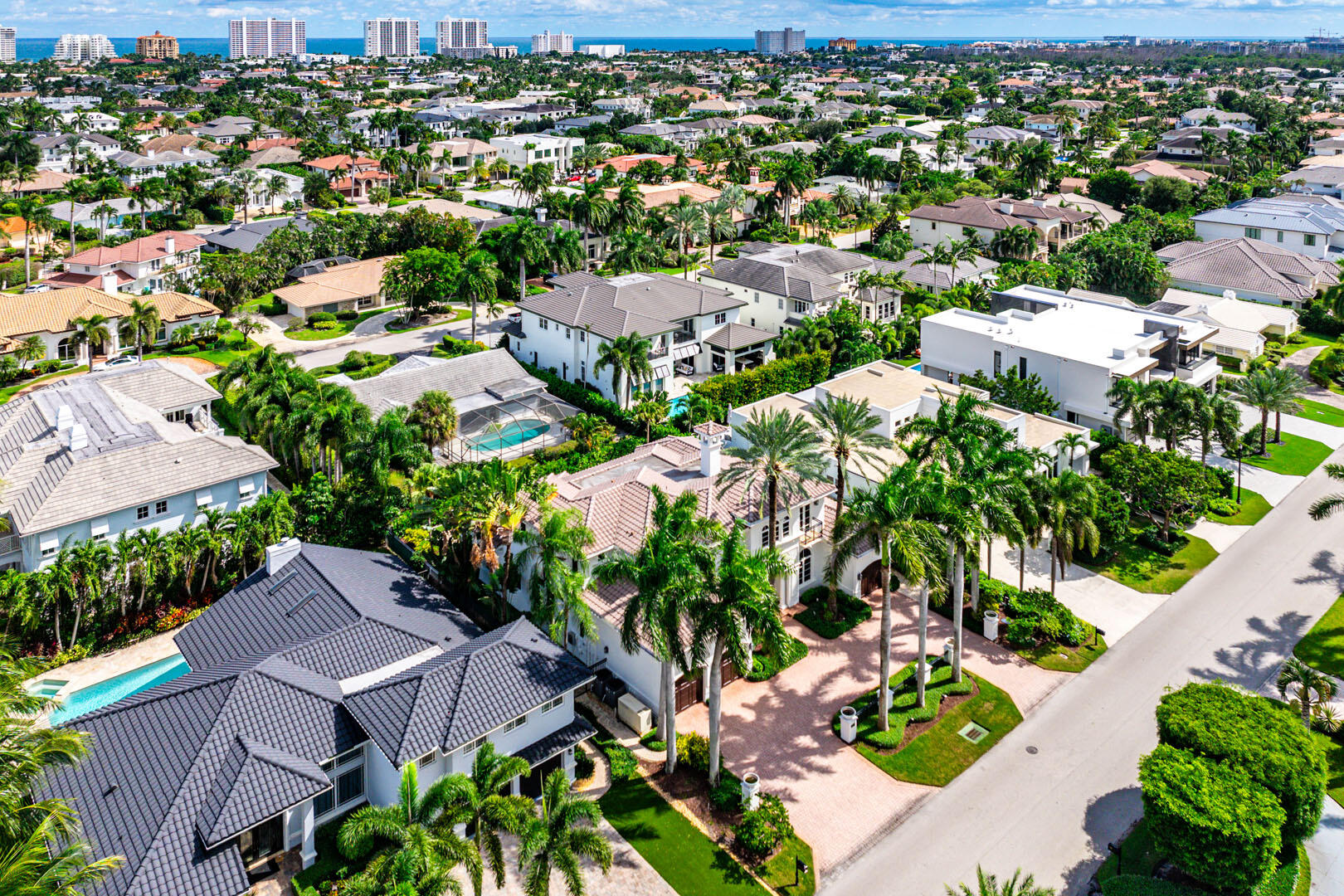 ROYAL PALM YACHT & COUNTRY CLUB - Residential