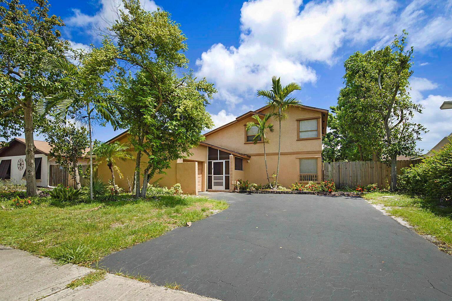 VILLAGES OF HILLSBORO SEC - Residential