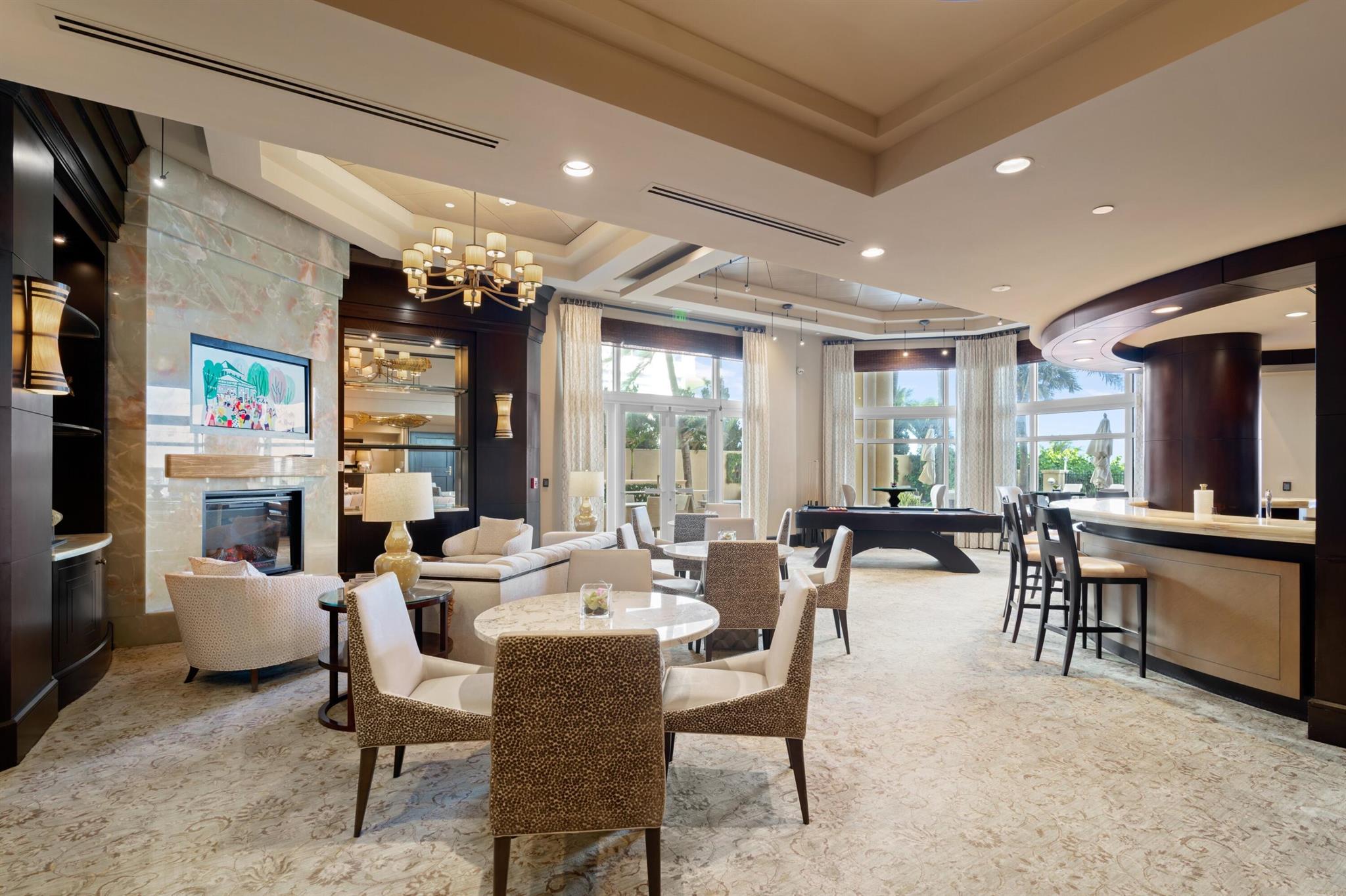 LUXURIA CONDO - Residential