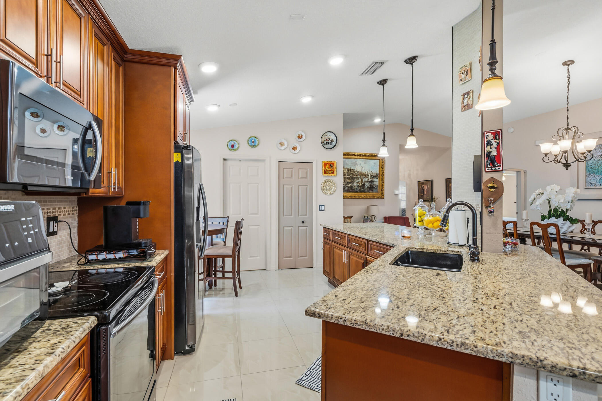 WATERFORD LAKES PHASE II SUBDIVISION - Residential