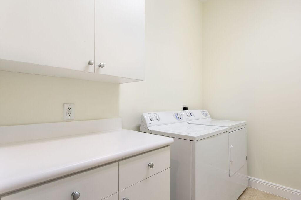 ESTANCIA AT BOYNTON BEACH - Residential