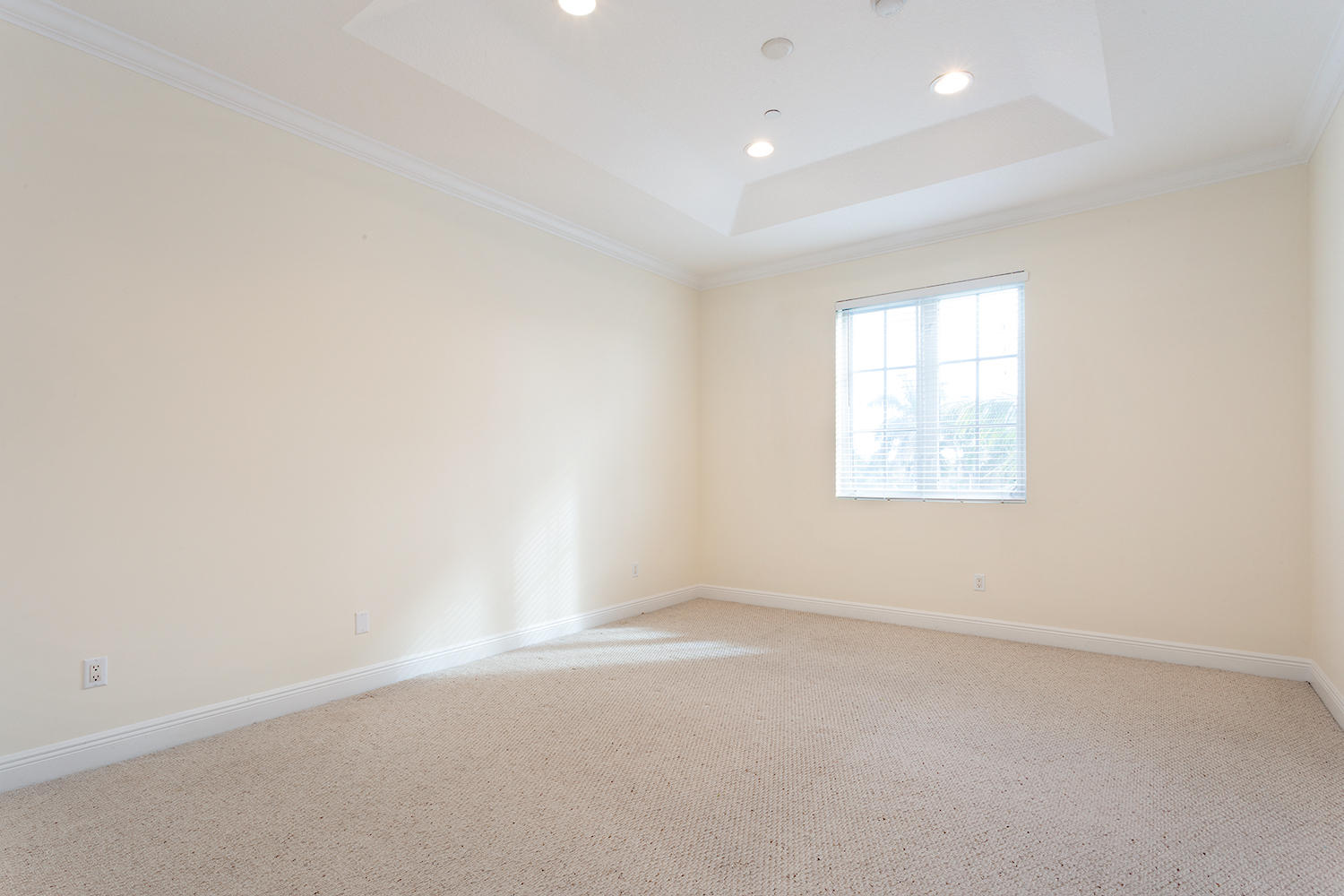 ESTANCIA AT BOYNTON BEACH - Residential