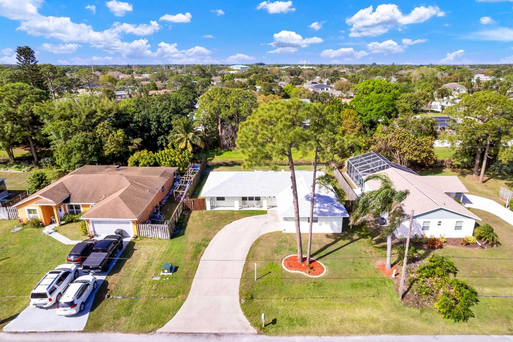 Photo of 2252 SE Wald Street, Port Saint Lucie, FL 34984 (MLS # R11064557)