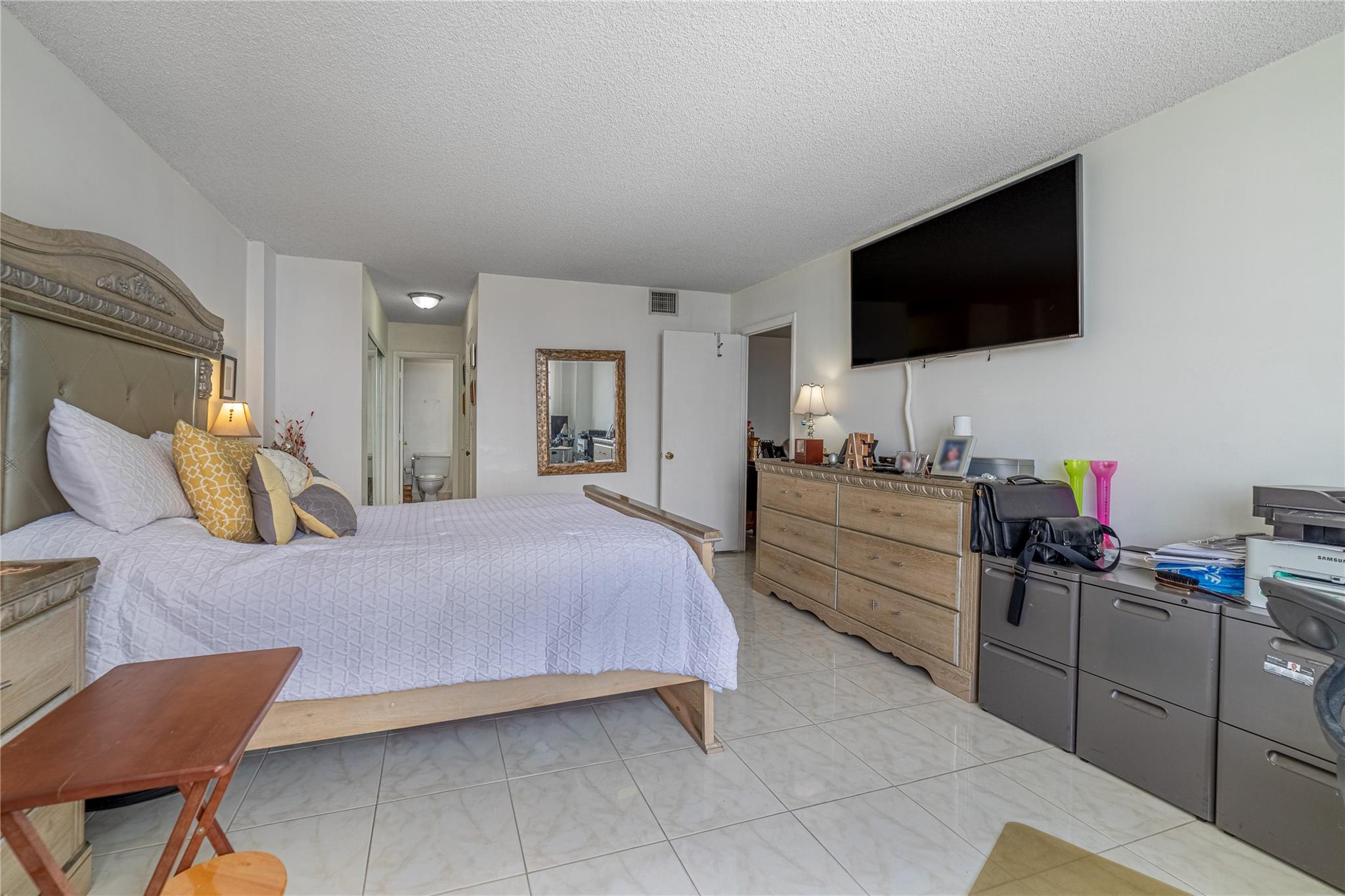 3800 S Ocean Dr 1424