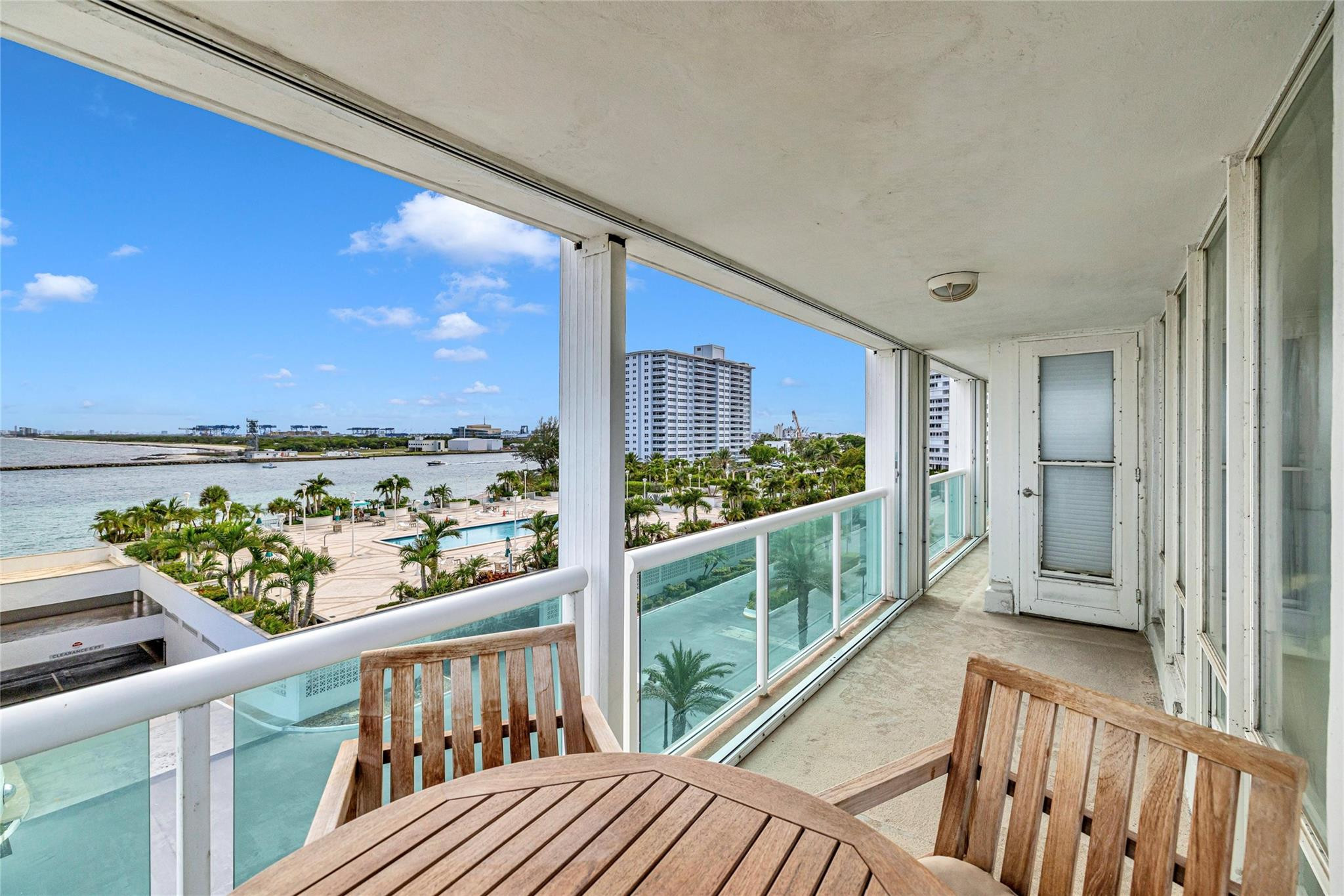 2100 S Ocean Lane 411