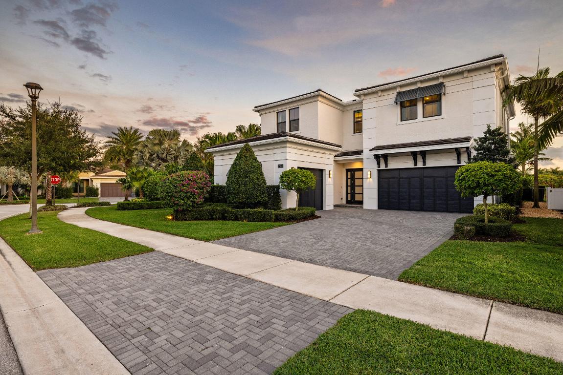 ARTISTRY - Residential