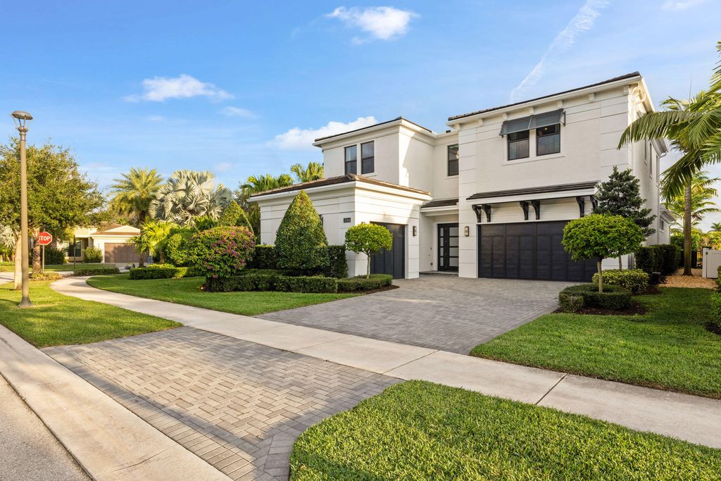 Photo of 5704 Gauguin Terrace, Palm Beach Gardens, FL 33418 (MLS # R11151804)