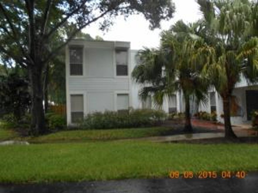 Nice Condo with Open Floor plan and plenty of room for entertaining! Huge bedrooms and living room with formal dining area. Needs some TLC but worth the investment! Cab be rented immediately. Buyers must sign attached seller disclosure before submitting any offer