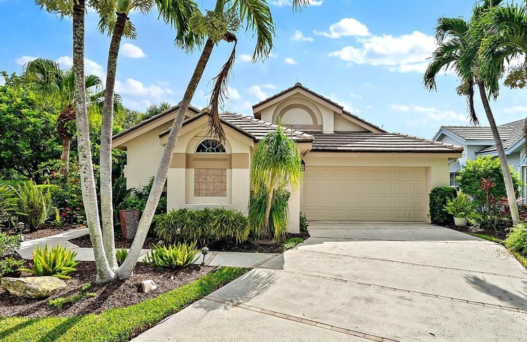 Photo of 16570 Riverwind Court, Jupiter, FL 33477 (MLS # R10735558)