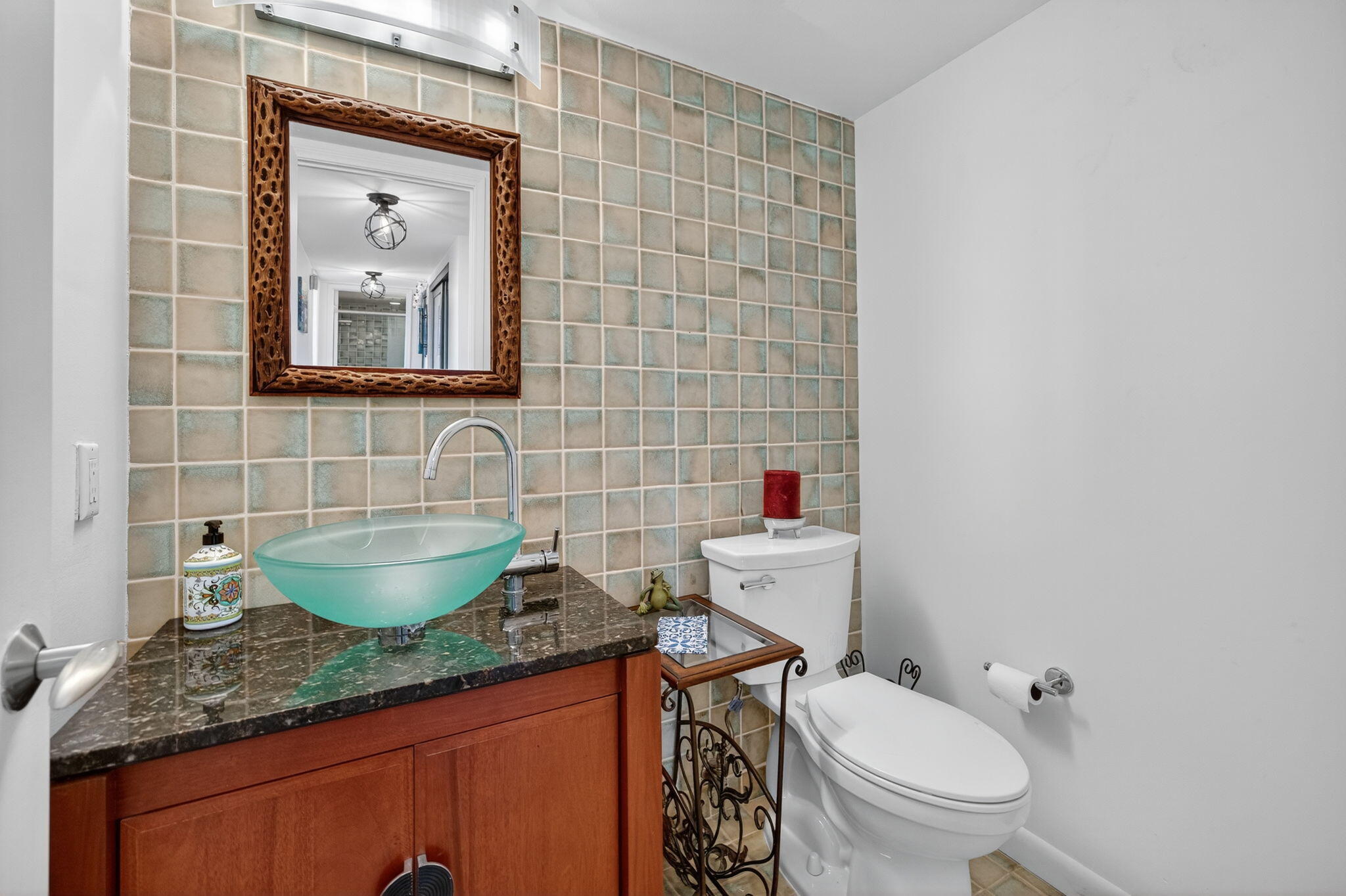 AMERICAS ON THE PARK CONDO - Residential