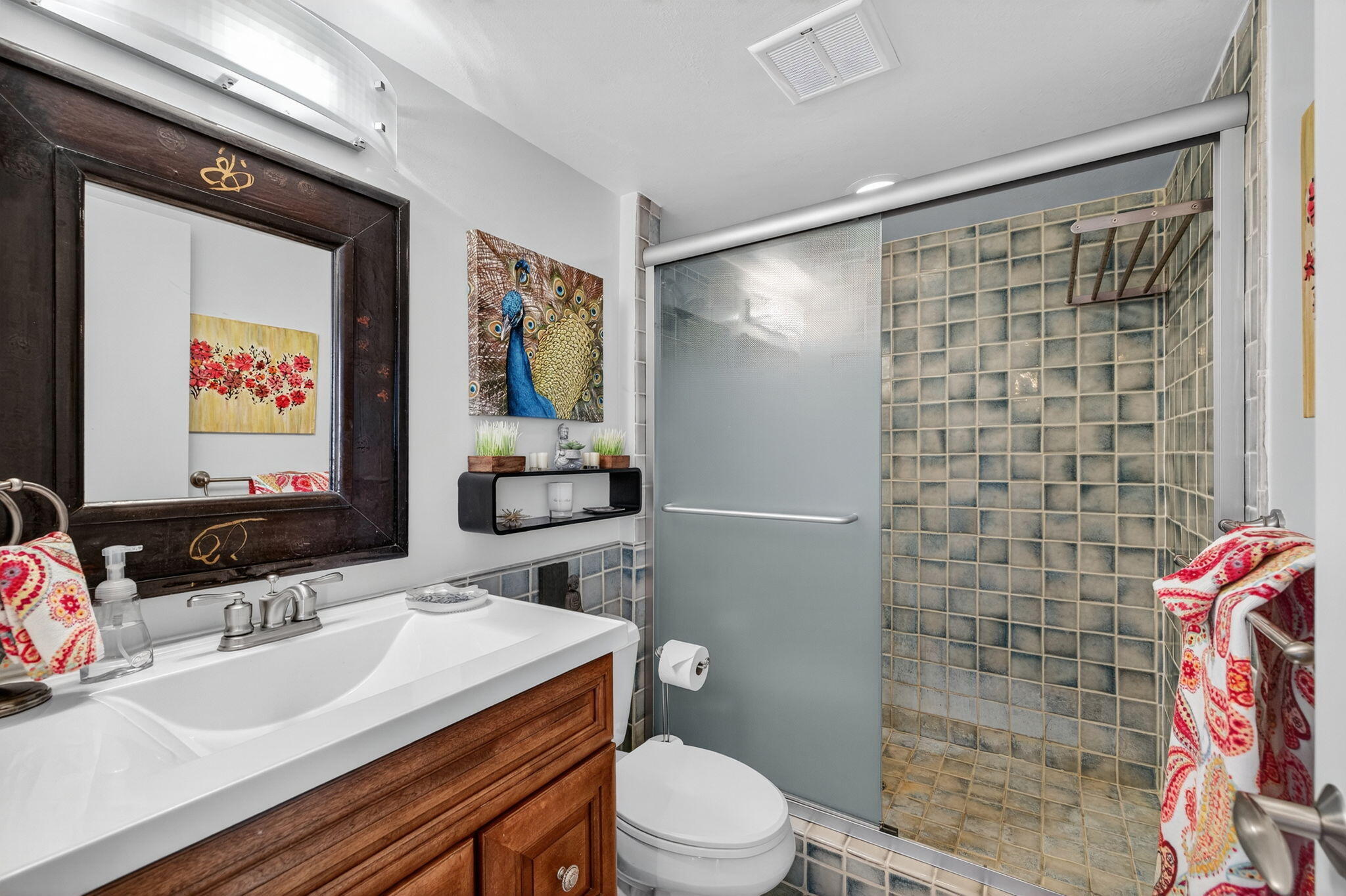 AMERICAS ON THE PARK CONDO - Residential