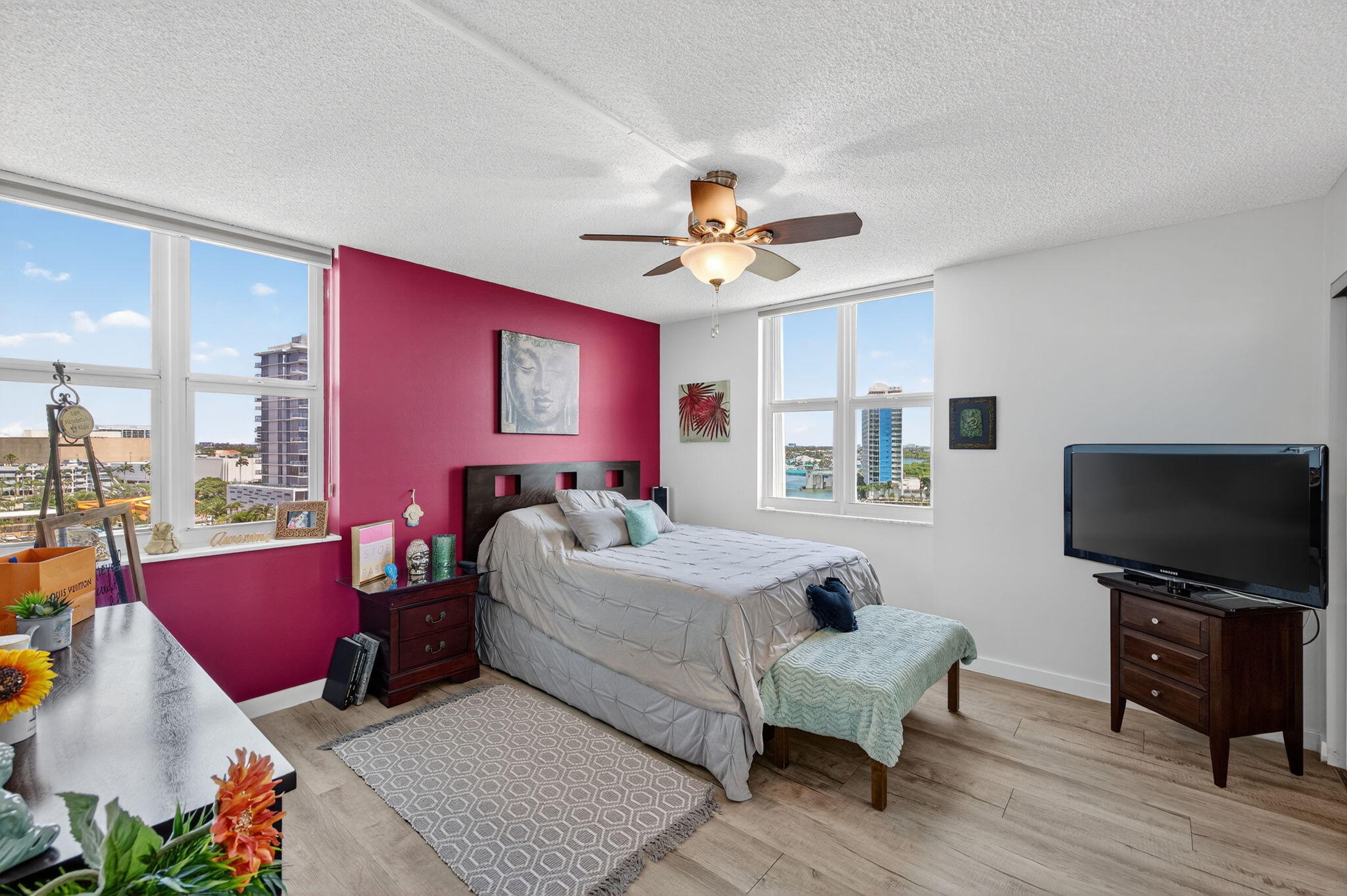 AMERICAS ON THE PARK CONDO - Residential