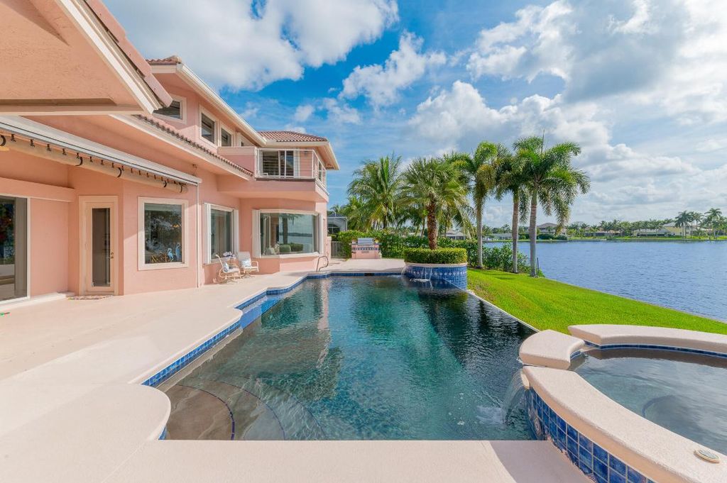 Photo of 1560 SE Ballantrae Court, Port Saint Lucie, FL 34952 (MLS # R10983046)