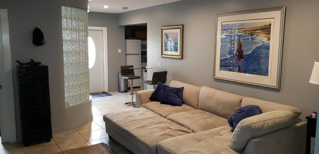 BOCA COVE VILLAS CONDO - Residential Lease