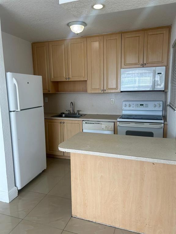 BEAUTIFUL 2 BEDROOMS AND 1 FULL BATH IN HALLANDALE. VERY LUMINOUS UNIT. MUST SEE. MINUTES AWAY FROM BEACHES, GULFSTREAM, CASINOS AND MALL. LAUNDRY ROOM OUTSIDE THE UNIT. KITCHEN OPEN TO THE LIVING ROOM. KITCHEN HAS REFRIGERATOR, DISHWASHER, STOVE AND MICROWAVE CONVENIENTLY LOCATED ON THE 1ST FLOOR. SEE SHOW ASSIST. LOCKBOX AT THE DOOR. **Application takes about a week** Please, see attached to this listing Unit is Vacant . Lockbox at the door. Please, see Showing Instructions.