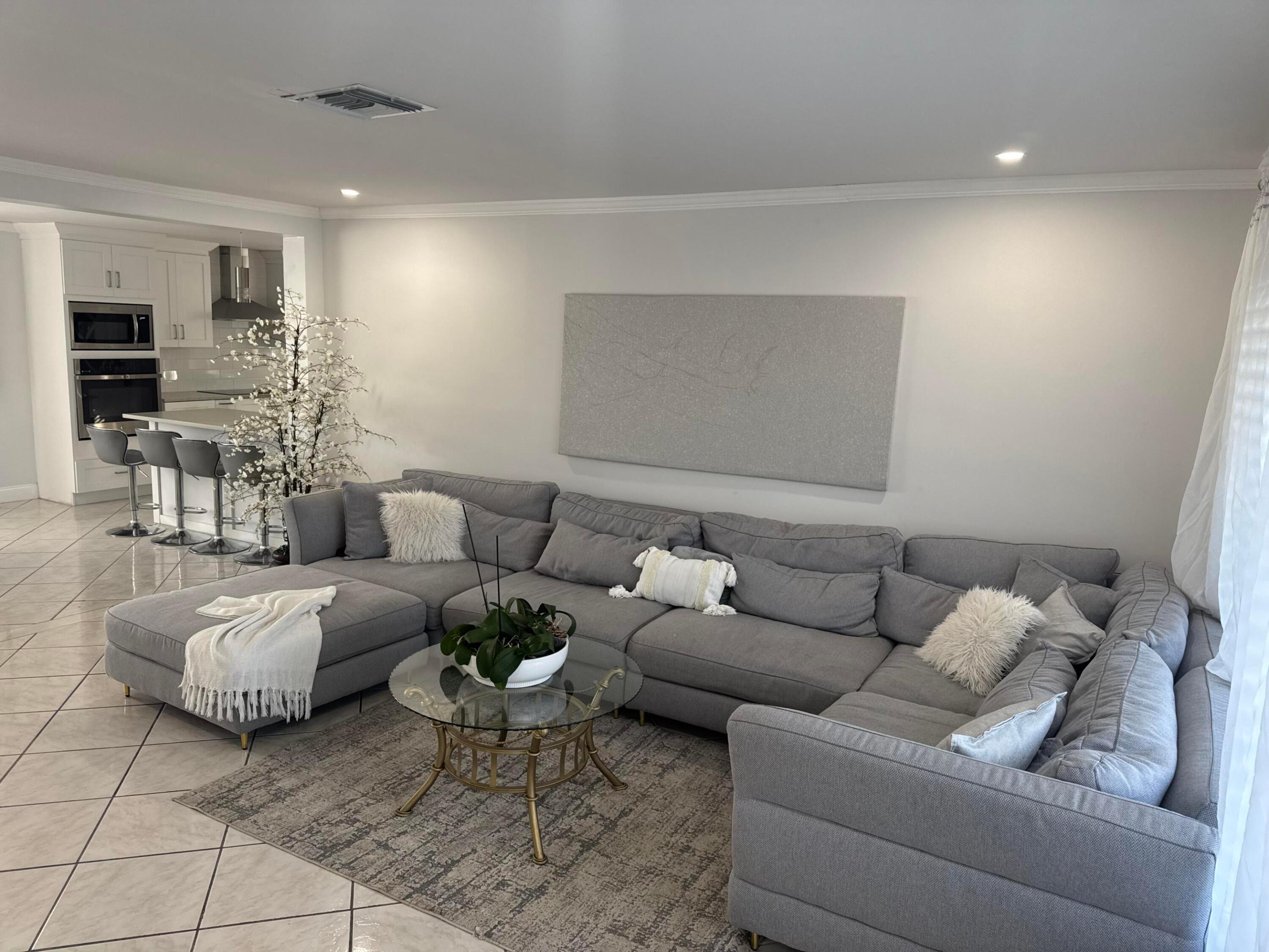 Greenbrier - Residential Income
