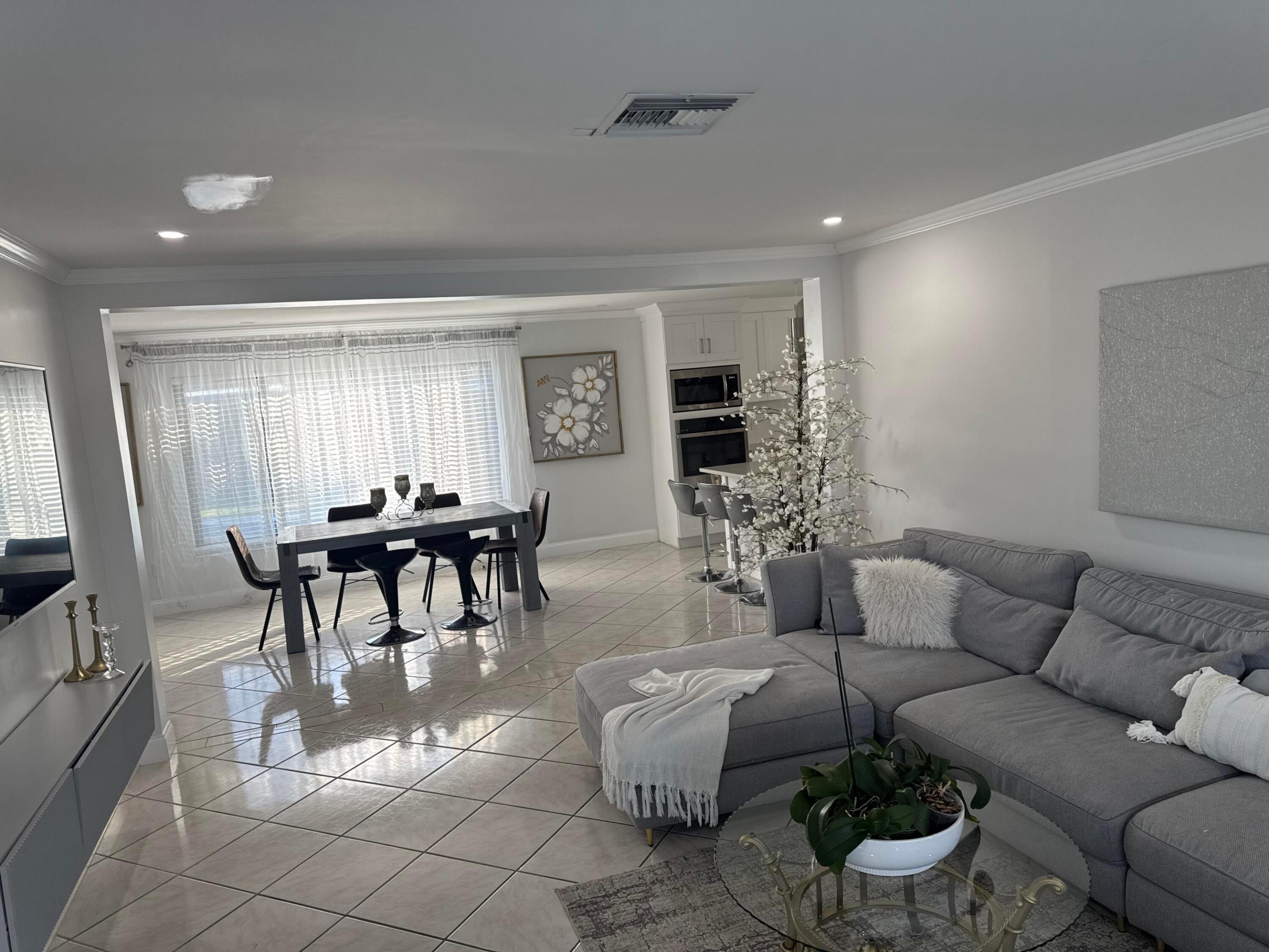 Greenbrier - Residential Income