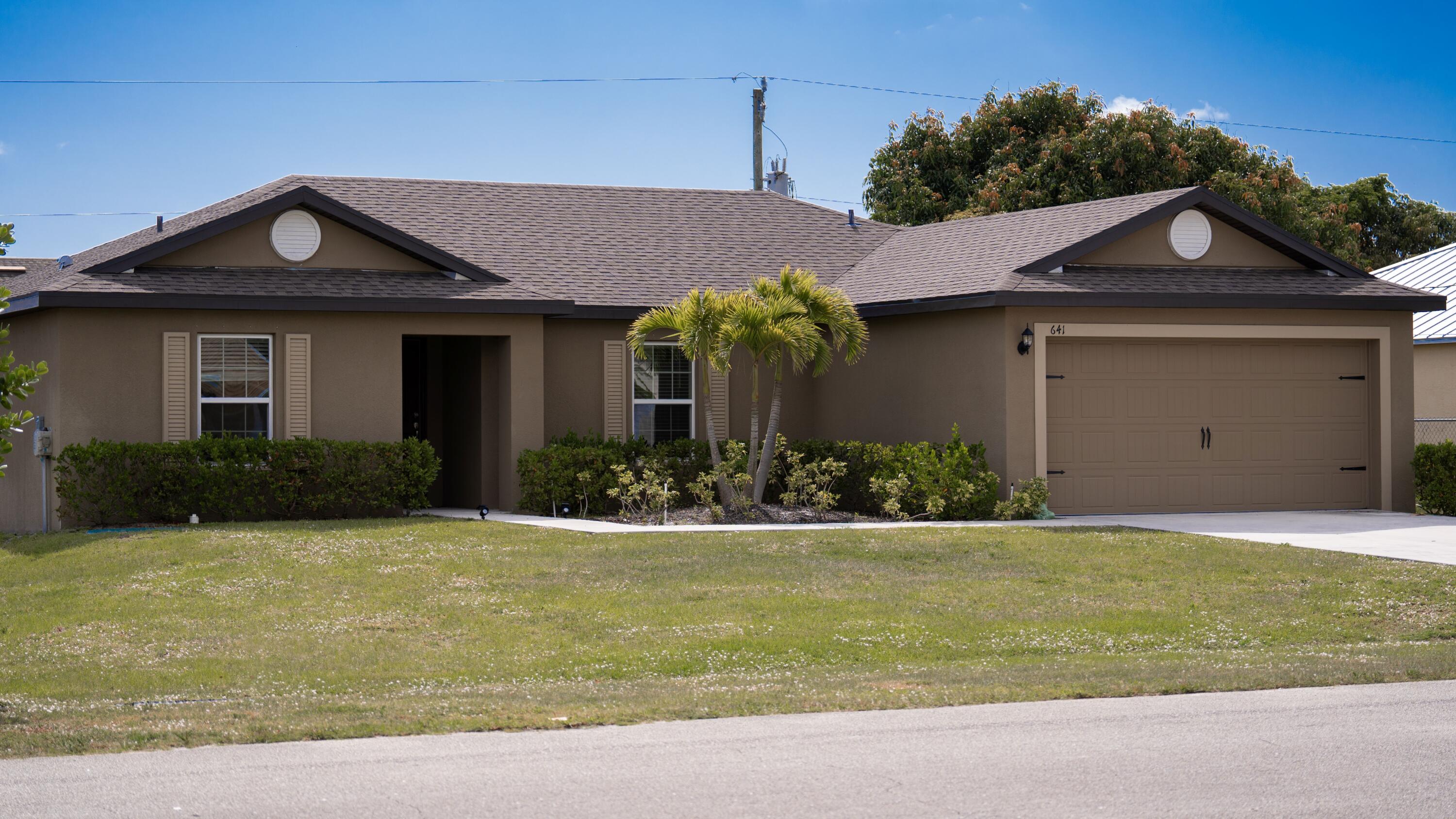 PORT ST LUCIE SECTION 27 - Residential