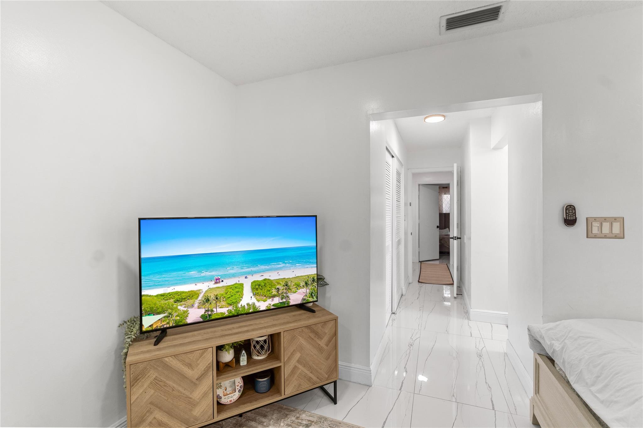 NORTHWOOD - Residential