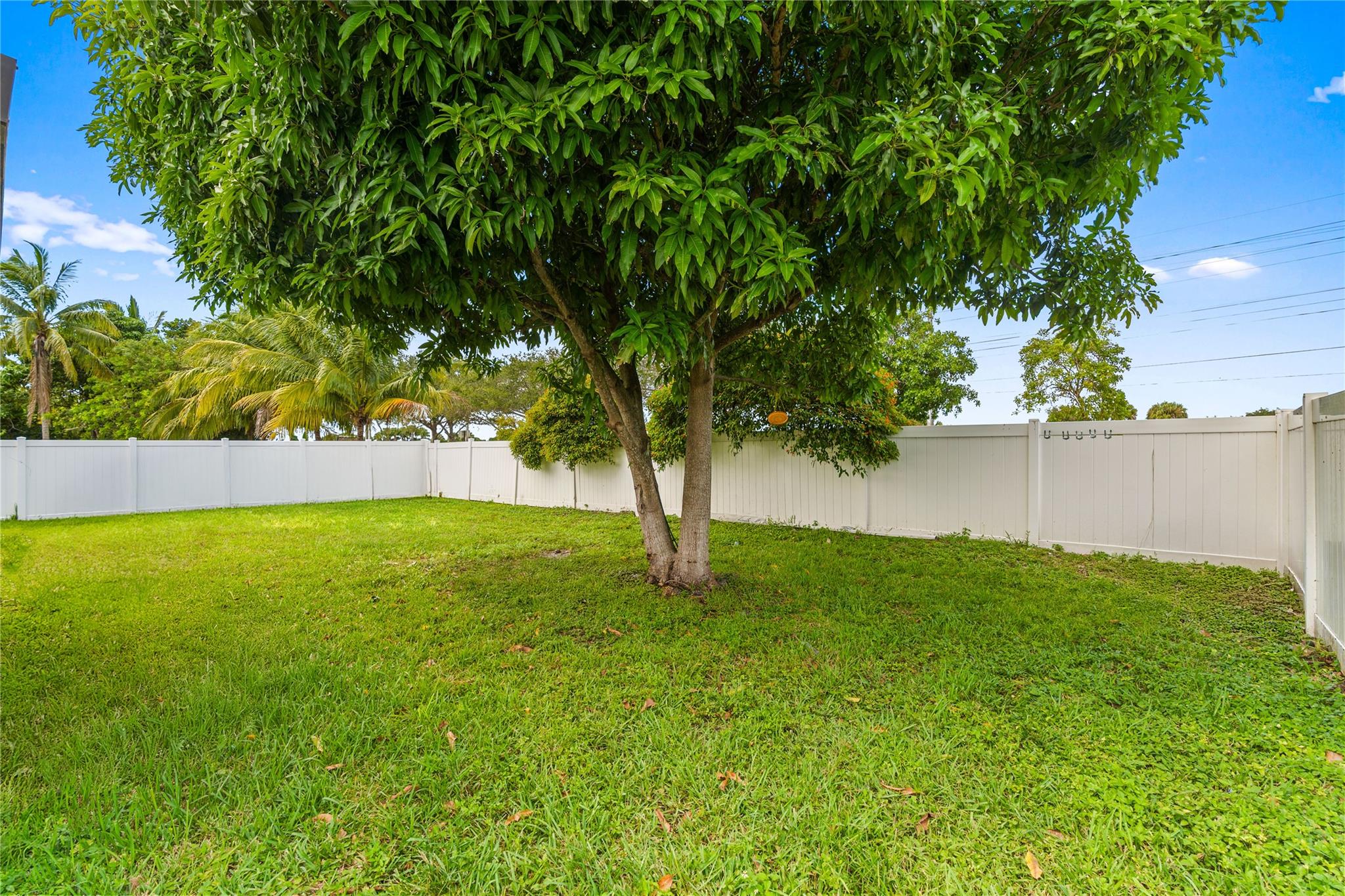 NORTHWOOD - Residential