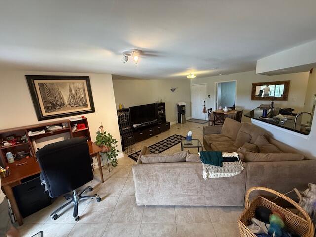 800 Scotia Drive 302
