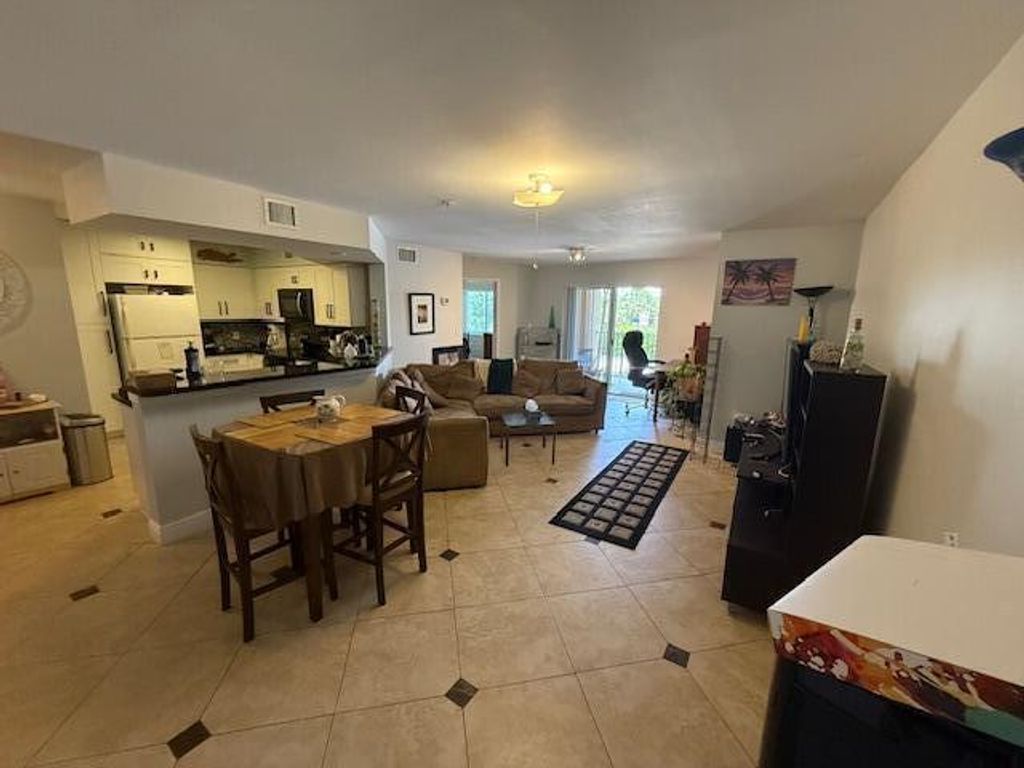 Photo of 800 Scotia Drive #302, Hypoluxo, FL 33462 (MLS # R11103315)