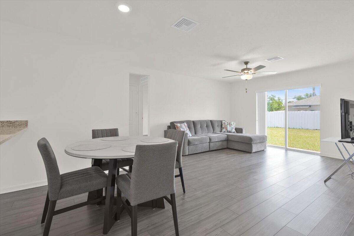 PORT ST LUCIE SECTION 16 - Residential