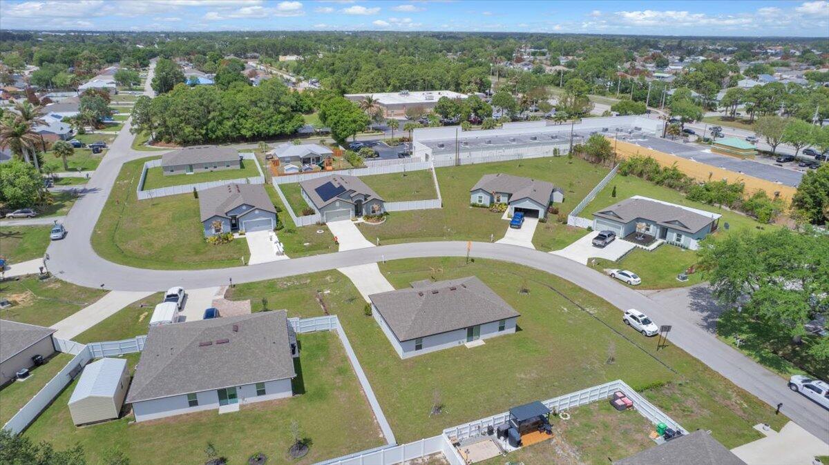 PORT ST LUCIE SECTION 16 - Residential
