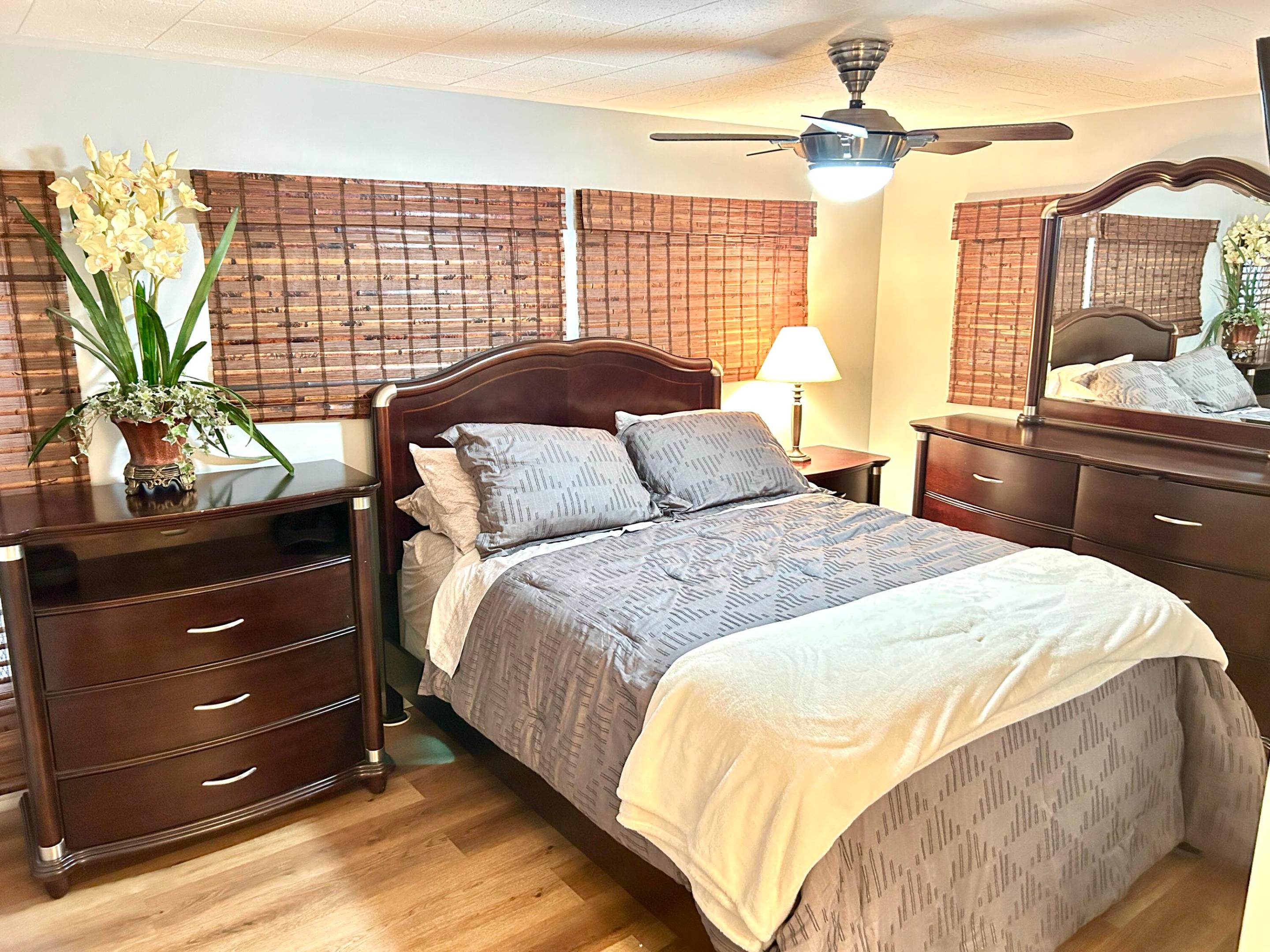 Title # 3657116 - 3657117 and IN # 41725 - 41725B - Residential