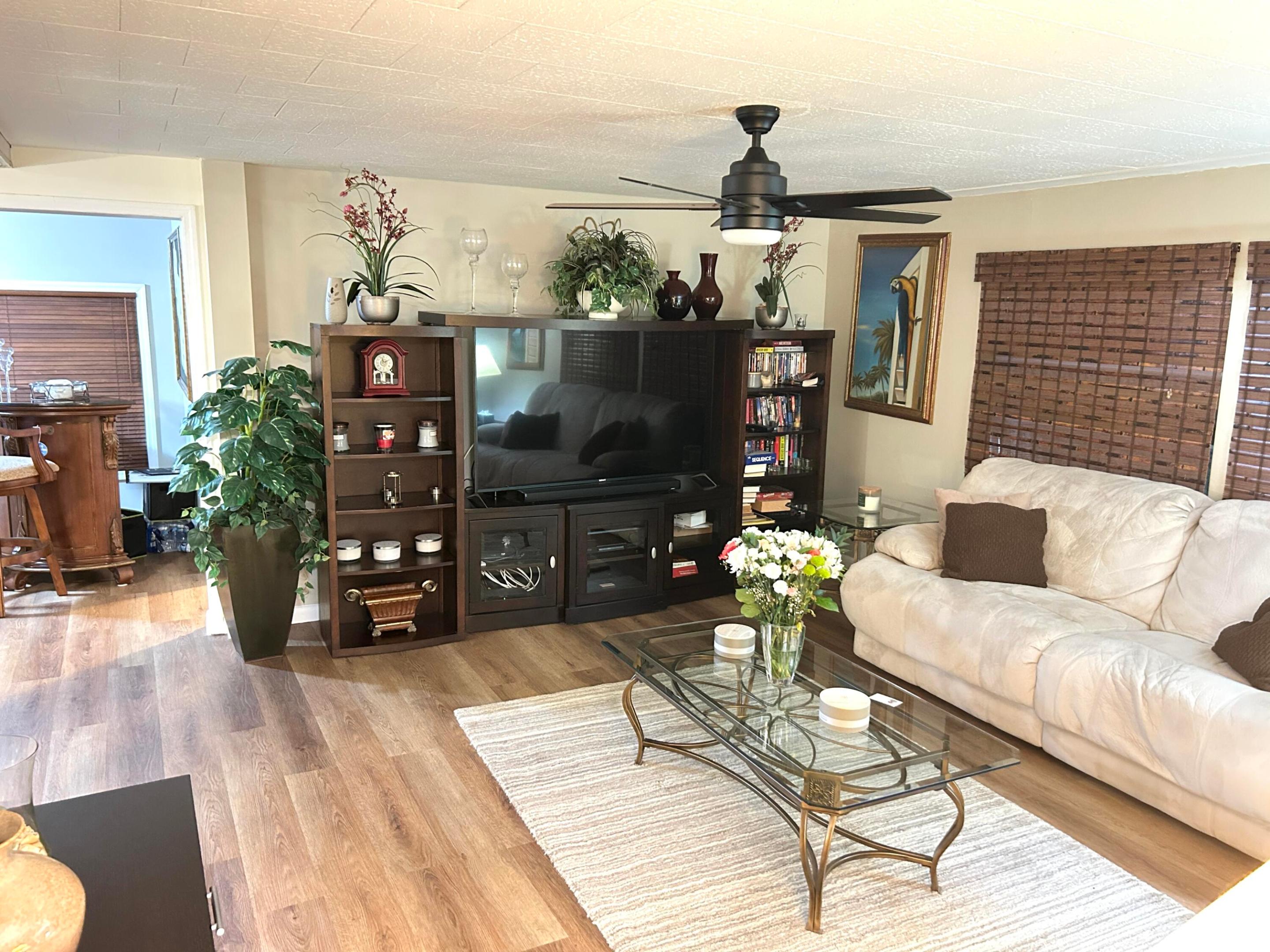 Title # 3657116 - 3657117 and IN # 41725 - 41725B - Residential