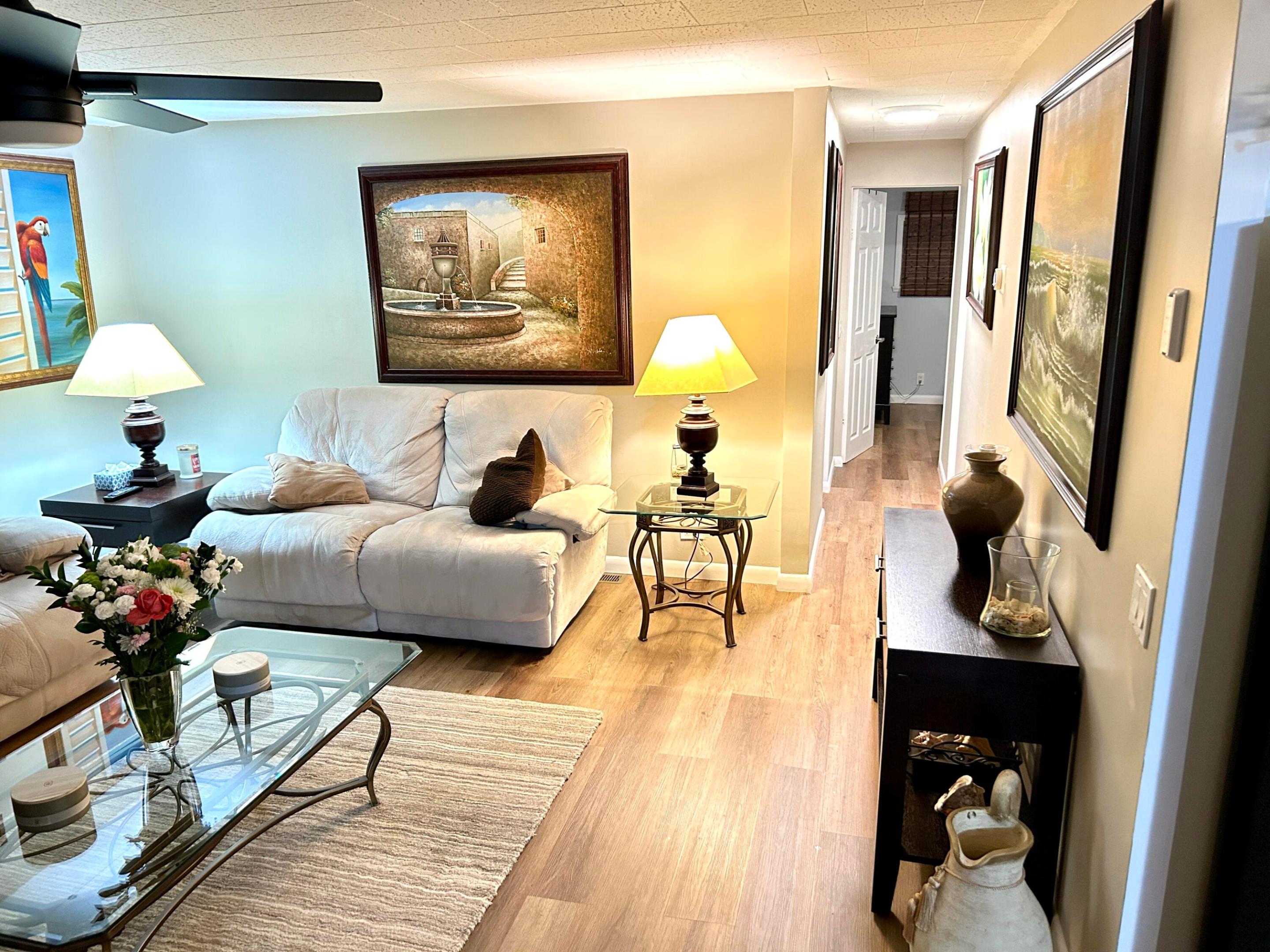 Title # 3657116 - 3657117 and IN # 41725 - 41725B - Residential