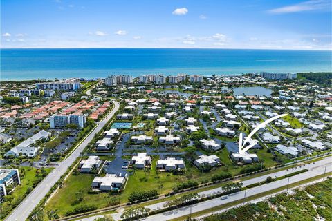 Photo of 1420 Ocean Way #7c, Jupiter, FL 33477 (MLS # R11127563) Photo of 1420 Ocean Way #7c, Jupiter, FL 33477 (MLS # R11127563)