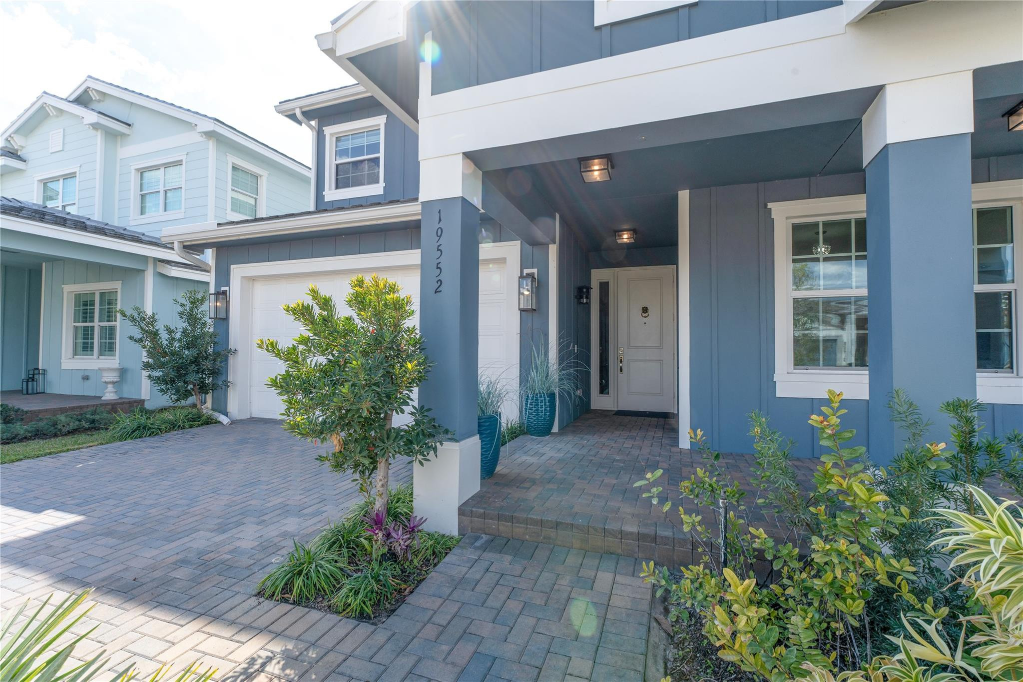 19552 Broad Shore Walk